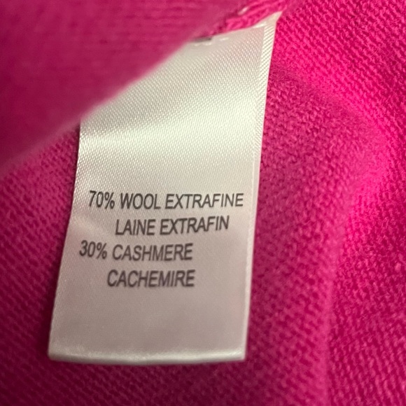 Bellina Hot Pink Wool/Cashmere Blend Turtleneck W/ Short Sleeves!! - Picture 11 of 14